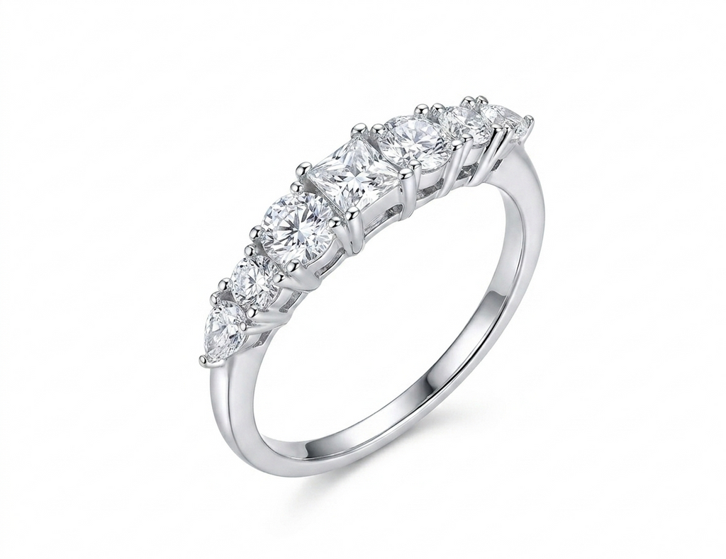 Anillo Media Eternidad Mix · Moissanita