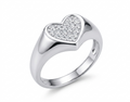 Anillo Sello Corazón · Pavé Moissanita