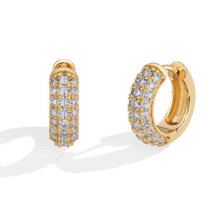 Pendientes Huggie Pavé · Moissanita